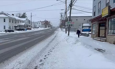 அமெரிக்காவில் கடும் பனிப்புயல்; 5.5 கோடி பேர் பாதிப்பு