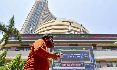 சரிவுடன் நிறைவடைந்த நிப்டி: இன்றைய பங்குச்சந்தை நிலவரம்