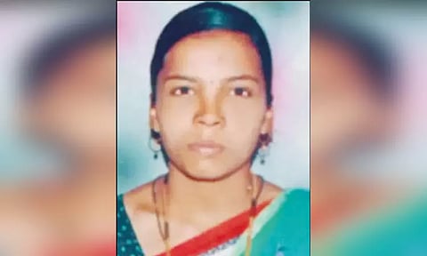 மதம் மாற கள்ளக்காதலன் வற்புறுத்தியதால் பெண் தற்கொலை