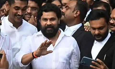 எனக்கு எதிராக கூட்டு சதி நடந்து இருப்பதாக சந்தேகம் உள்ளது: நடிகர் திலீப் பேட்டி