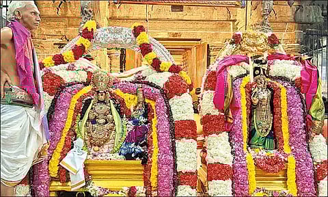 காஞ்சிபுரம் ஏகாம்பரநாதர் கோவிலில் திருக்கல்யாண உற்சவம்