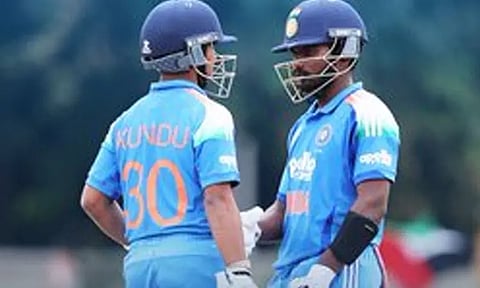 ஜூனியர் ஆசிய கோப்பை: பாகிஸ்தான் அணிக்கு 241 ரன்கள் இலக்கு நிர்ணயித்தது இந்தியா