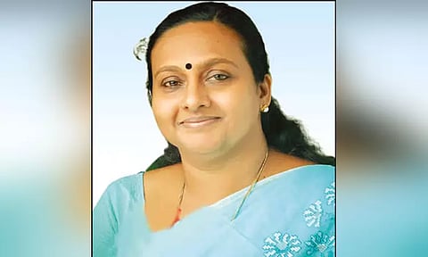 பாஜக வேட்பாளரிடம் தோல்வி: அதிர்ச்சியில் காங்கிரஸ் கூட்டணி பெண் வேட்பாளர் சாவு