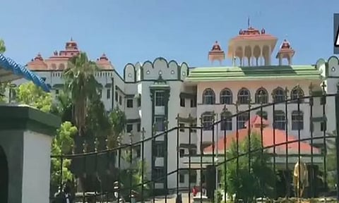 திருப்பரங்குன்றம் : நீதிமன்ற அவமதிப்பு வழக்கிற்கு தடையில்லை - ஐகோர்ட் மதுரை கிளை