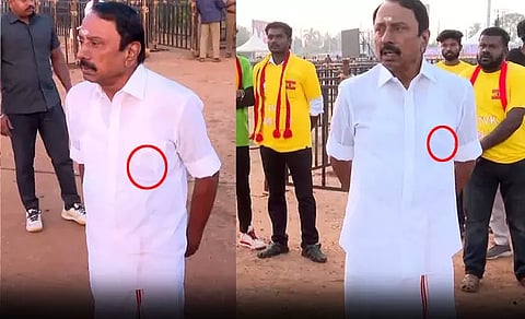 சட்டை பாக்கெட்டில் ஜெயலலிதா படம்... தவெக கரை வேட்டியுடன் செங்கோட்டையன்