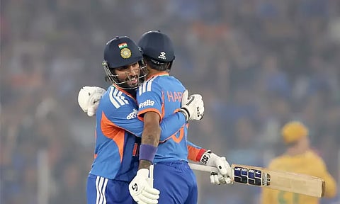 ஹர்திக், திலக் அதிரடி அரைசதம்.. தென் ஆப்பிரிக்காவுக்கு இமாலய இலக்கு நிர்ணயித்த இந்தியா