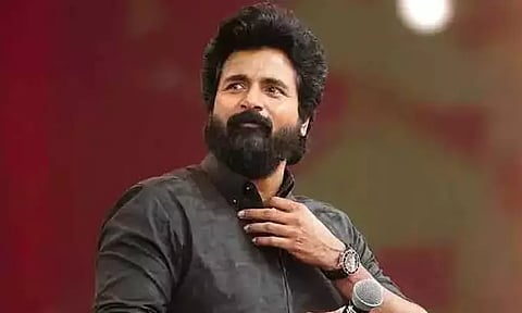 சென்னை மத்திய கைலாஷ் அருகே நடிகர் சிவகார்த்திகேயன் கார் விபத்து