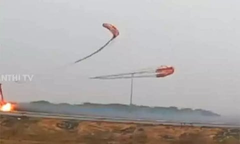 ‘ககன்யான்’ திட்டத்தின் பாராசூட் சோதனை வெற்றி - இஸ்ரோ அறிவிப்பு