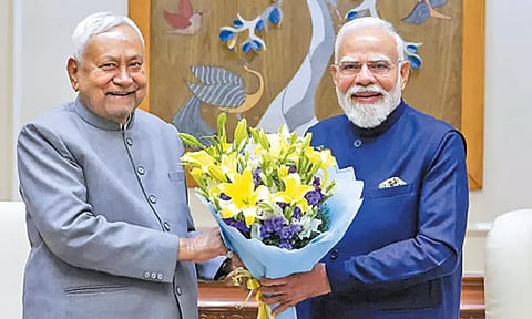 பிரதமர் மோடியுடன், பீகார் முதல்-மந்திரி நிதிஷ்குமார் சந்திப்பு