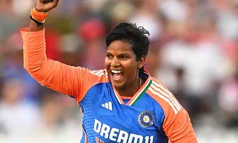 டி20 தரவரிசை: முதலிடத்திற்கு முன்னேறிய தீப்தி ஷர்மா