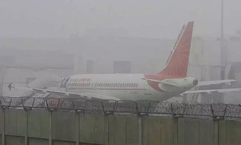 டெல்லியில் கடும் பனிமூட்டம்: 118 விமானங்கள் ரத்து