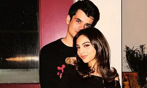 பிரியங்கா காந்தியின் மகன் ரெய்ஹானுக்கு திருமணம்: பெண் யார் தெரியுமா?