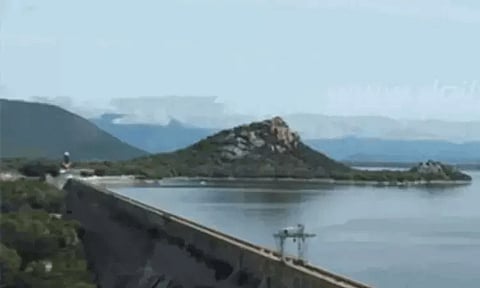 படிப்படியாக குறைந்து வரும் மேட்டூர் அணை நீர்மட்டம்