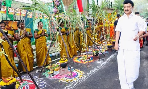 "ஒவ்வொரு இல்லத்திலும் மகிழ்ச்சி பொங்கும் தைப் பொங்கல்" முதல்-அமைச்சர் மு.க.ஸ்டாலின்