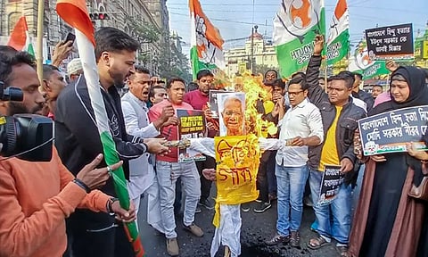 வங்காளதேச வன்முறை; மருந்து கடை உரிமையாளர் படுகொலையில் 3 பேர் கைது