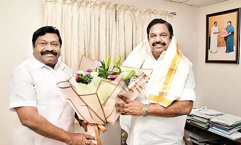 அரசு ஊழியர்களை ஏமாற்றி 'ஊதிய' திட்டம் - அதிமுக எம்.பி., இன்பதுரை