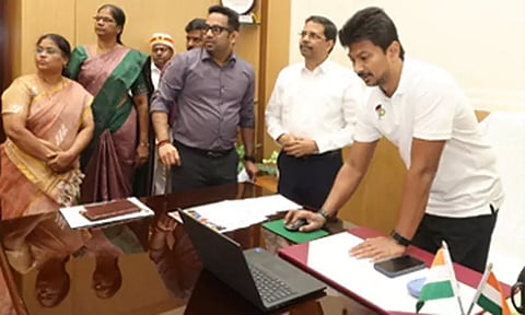 விளையாட்டு பயிற்றுநர் பணியிடங்கள்; விண்ணப்பங்களை பெறுவதற்கான இணையதள விண்ணப்ப பயன்பாடு துவக்கம்