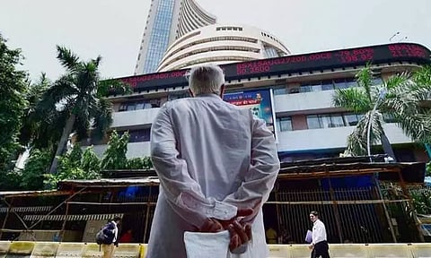 சரிவுடன் நிறைவடைந்த இந்திய பங்குச்சந்தை; இன்றைய நிலவரம்