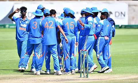 இளையோர் கிரிக்கெட்: தென்ஆப்பிரிக்காவை வீழ்த்தி தொடரை முழுமையாக கைப்பற்றிய இந்தியா