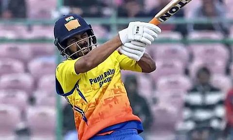 விஜய் ஹசாரே கோப்பை: ருதுராஜ் அபார சதம்...மராட்டிய அணி வெற்றி