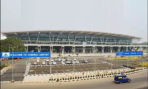 சென்னை விமான நிலையத்தில் சுங்க இலாகா அதிகாரிகளுக்கு உடையில் அணியும் கேமரா