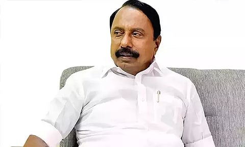 விஜய் கைகாட்டுபவர்களே எம்.எல்.ஏ.க்கள்- செங்கோட்டையன் பேட்டி