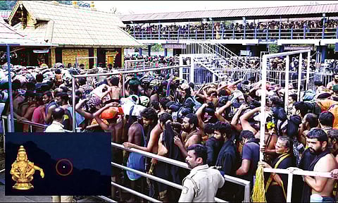 சபரிமலையில் இன்று மகர விளக்கு பூஜை.. ஜோதி வடிவில் காட்சி தரும் அய்யப்பன்