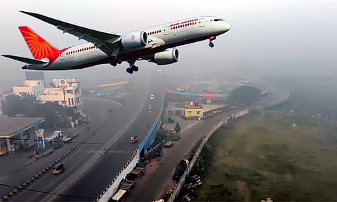 போகிப்பண்டிகை: சென்னையில் 8 விமானங்கள் ரத்து - 7 விமானங்களின் நேரம் மாற்றியமைப்பு