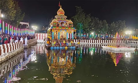 வானமாமலை பெருமாள் கோவிலில் தெப்ப திருவிழா