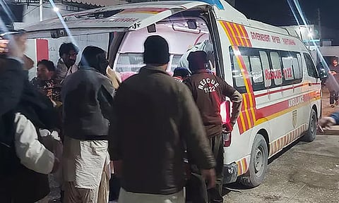 திருமண நிகழ்ச்சியில் தற்கொலைபடை தாக்குதல்; பாகிஸ்தானில் 7 பேர் பலி