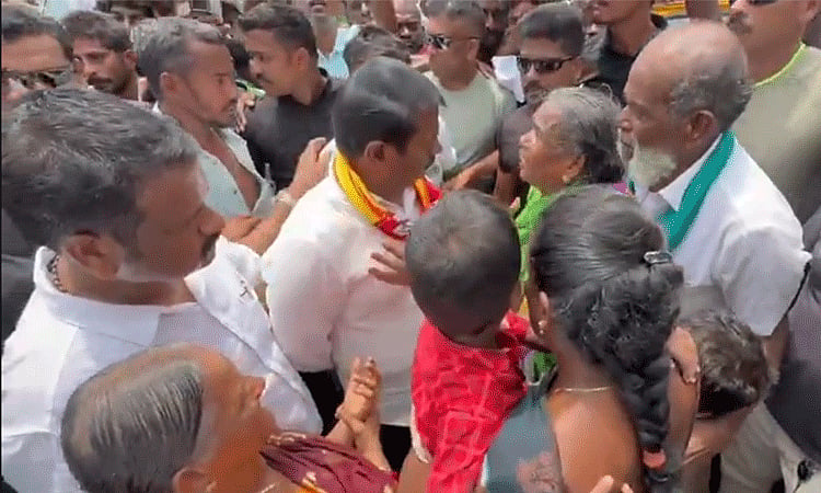 தென்காசி துப்பாக்கி சூடு சம்பவம்: பாதிக்கப்பட்ட மணிகண்டன் பெற்றோருக்கு ...