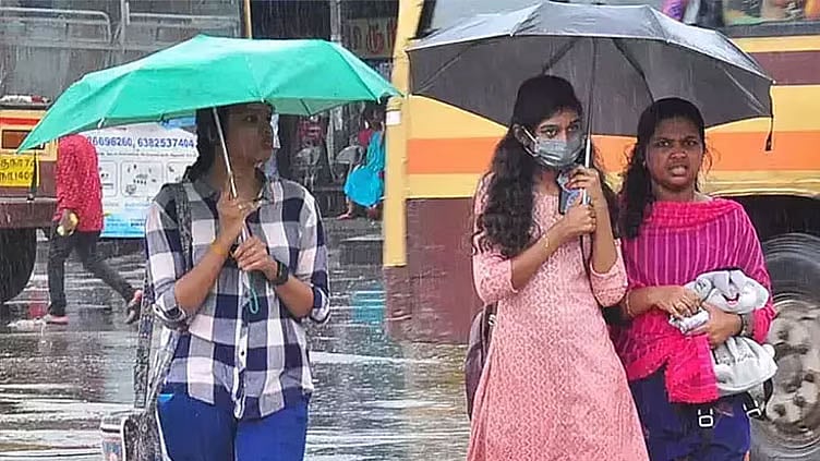 5 மாவட்டங்களில் காலை 10 மணி வரை மழைக்கு வாய்ப்பு