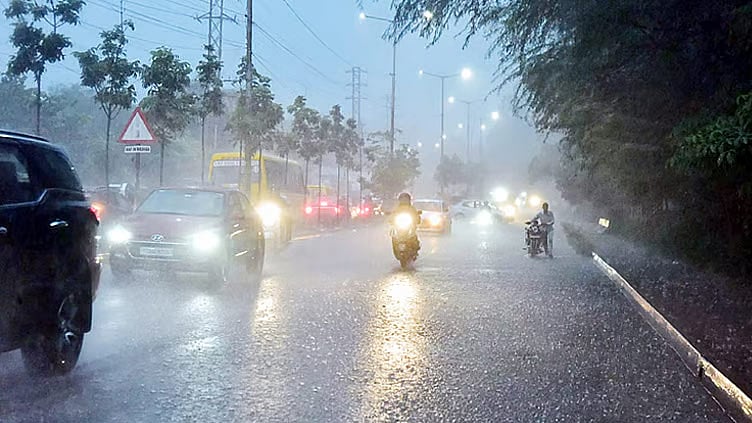 7 மாவட்டங்களில் அதிகாலை 4 மணி வரை மழைக்கு வாய்ப்பு