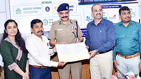 சென்னையில் பயணிகளுக்கு புதிய வசதி: 11 இடங்களில் குளிரூட்டப்பட்ட பேருந்து நிறுத்தங்கள்