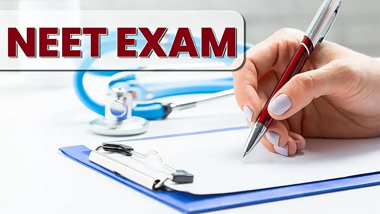 ஆன்லைன் மூலம் நடத்தப்படும் நீட் தேர்வுக்காக மையங்களை தேடும் தேர்வு முகமை