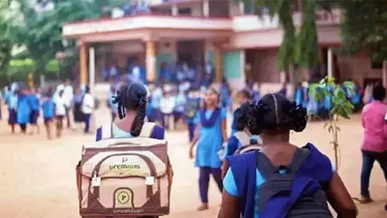சிவகங்கை மாவட்டத்தில் 11-ந்தேதி பள்ளி, கல்லூரிகளுக்கு விடுமுறை