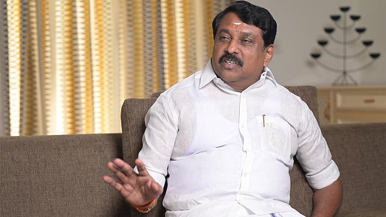 முருக பக்தர்களுக்கு எதிரானதாக உருமாறுகிறதா தவெக அரசு? - நயினார் நாகேந்திரன் கேள்வி