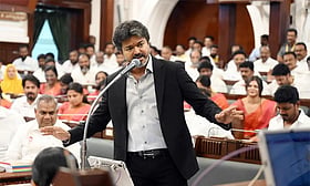 சட்டமன்றத்தில் கருணாநிதி, முரசொலி மாறன் குறித்து பேசிய விவகாரம்: முதல்வர் விஜய் மீது தி.மு.க. உரிமை மீறல் புகார்