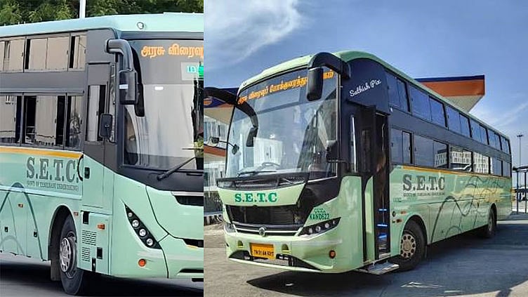 ஒரு மாதத்துக்கு முன்பு பதிவு செய்த அரசு பஸ் டிக்கெட் ரத்து செய்யப்பட்டதால் பயணிகள் அவதி