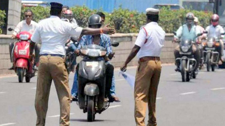 வாகன ஓட்டிகளே உஷார்... நிலுவை இ-சலான்களை செலுத்த சிறப்பு ஏற்பாடு!