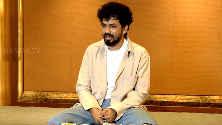 ‘அரசியல் பேசுவது ஆரோக்கியமானதுதான்’ - ஹிப்ஹாப் ஆதி
