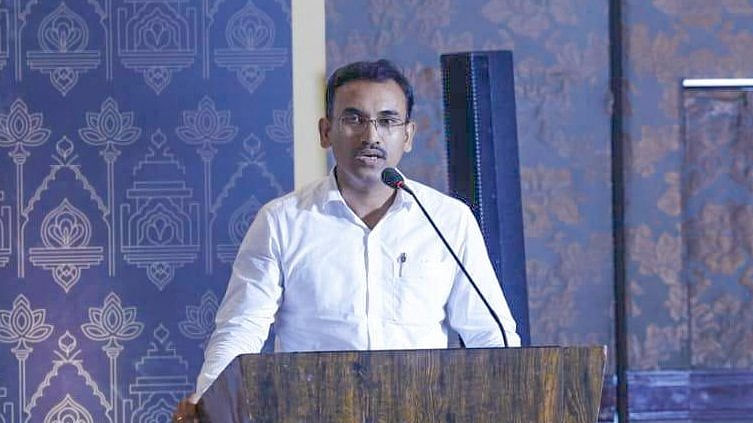 "மர்ம காய்ச்சல்" என்று மறைத்தவர்கள்.. இன்று டெங்கு குறித்து பாடம் எடுக்க வருகிறார்கள் - அமைச்சர் அருண்ராஜ்