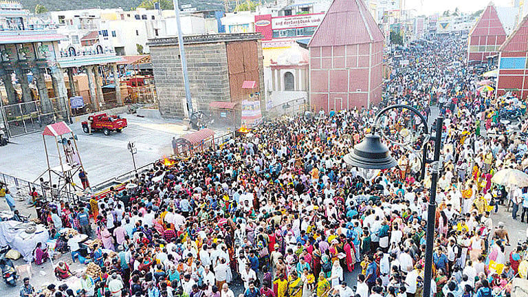 திருவண்ணாமலை பவுர்ணமி கிரிவலம்: பாதுகாப்பு ஏற்பாடுகள் தீவிரம்