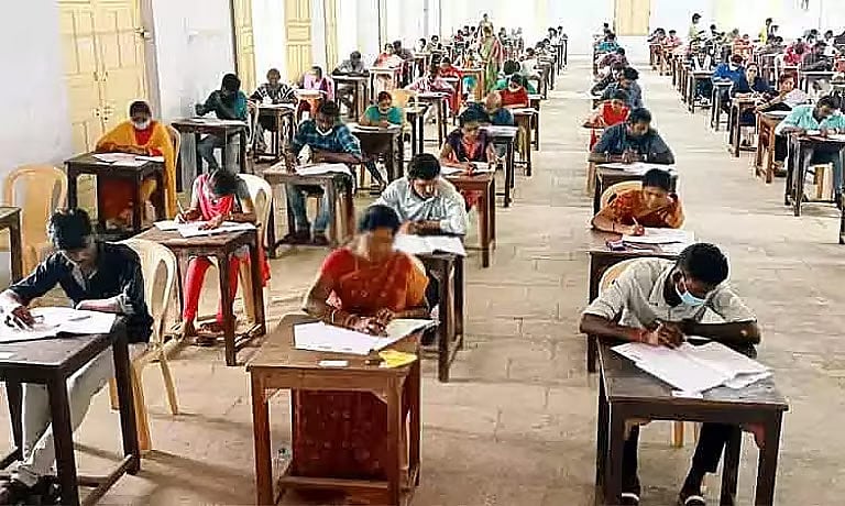 இடைநிலை ஆசிரியர்களுக்கான பயிற்சி தேர்வு விடைத்தாள் நகலை பதிவிறக்கம் செய்யலாம்!