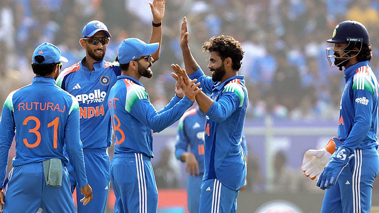 கடைசி ஒருநாள் போட்டி - இந்திய அணியில் முக்கிய மாற்றம்... பெஞ்சில் இருந்த வீரர்களுக்கு வாய்ப்பு!