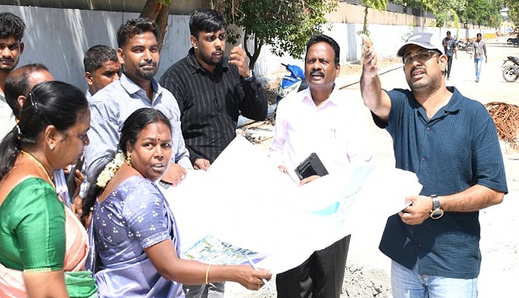 வடகிழக்கு பருவமழை: சென்னையில் முன்னெச்சரிக்கை நடவடிக்கைகள் தீவிரம் - மாநகராட்சி ஆணையர் தகவல்