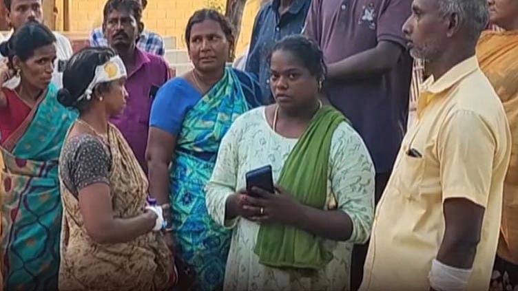‘தாய்மாமன் தங்க மோதிரம்’ வழங்காத ஆத்திரம்... செவிலியர் மீது தாக்குதல்
