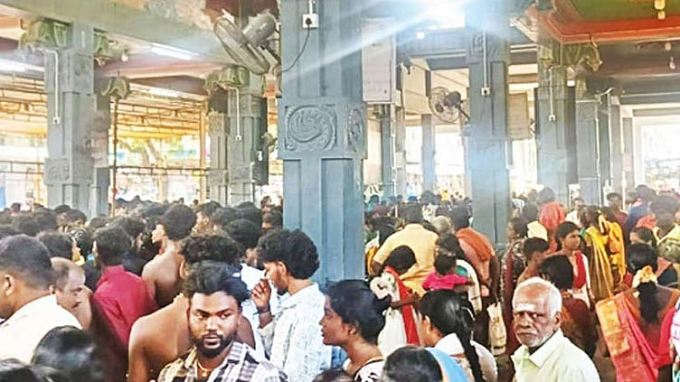 தசரா திருவிழாவை முன்னிட்டு குலசை முத்தாரம்மன் கோவிலில் கட்டண தரிசனம் ரத்து