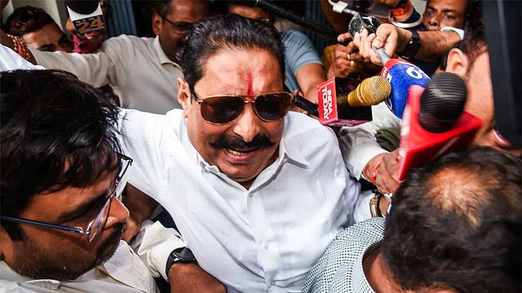 கட்சிக்காக 9 பேரை கொலை செய்தாரா? நிதிஷ்குமார் கட்சி எம்.எல்.ஏ. விளக்கம்
