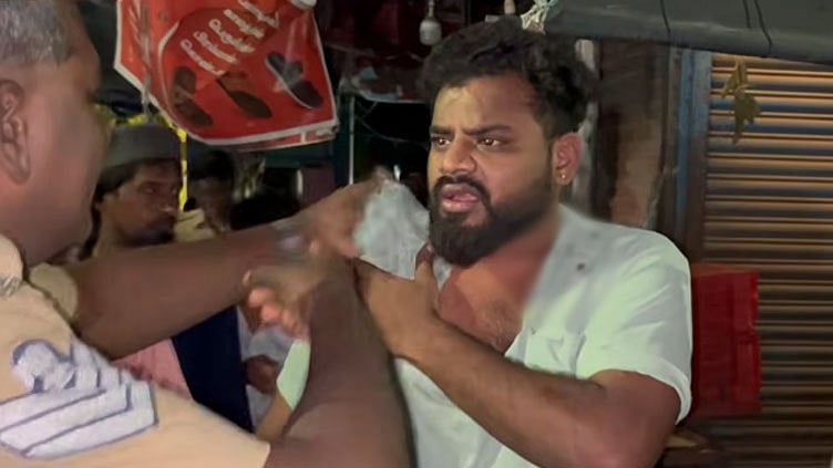 மதுபோதையில் பென்ஸ் காரை ஓட்டி விபத்து: போலீசாரிடம் அட்ராசிட்டி செய்த ஓட்டுநர்